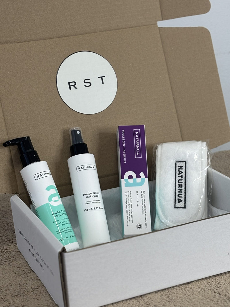 Ritual piel grasa Naturnua en caja RST Cosmetics con productos para piel grasa en 3 pasos
